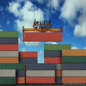 freight-loaded-off-ship